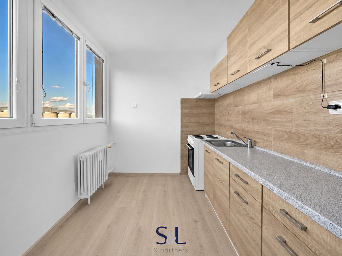 Pronájem bytu 3+1 71 m² – fotografie 2