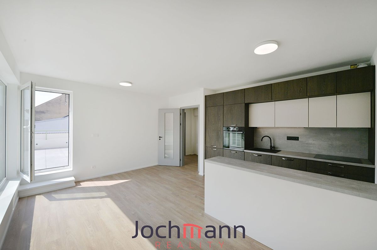 Pronájem bytu 2+kk 60 m² – fotografie 4