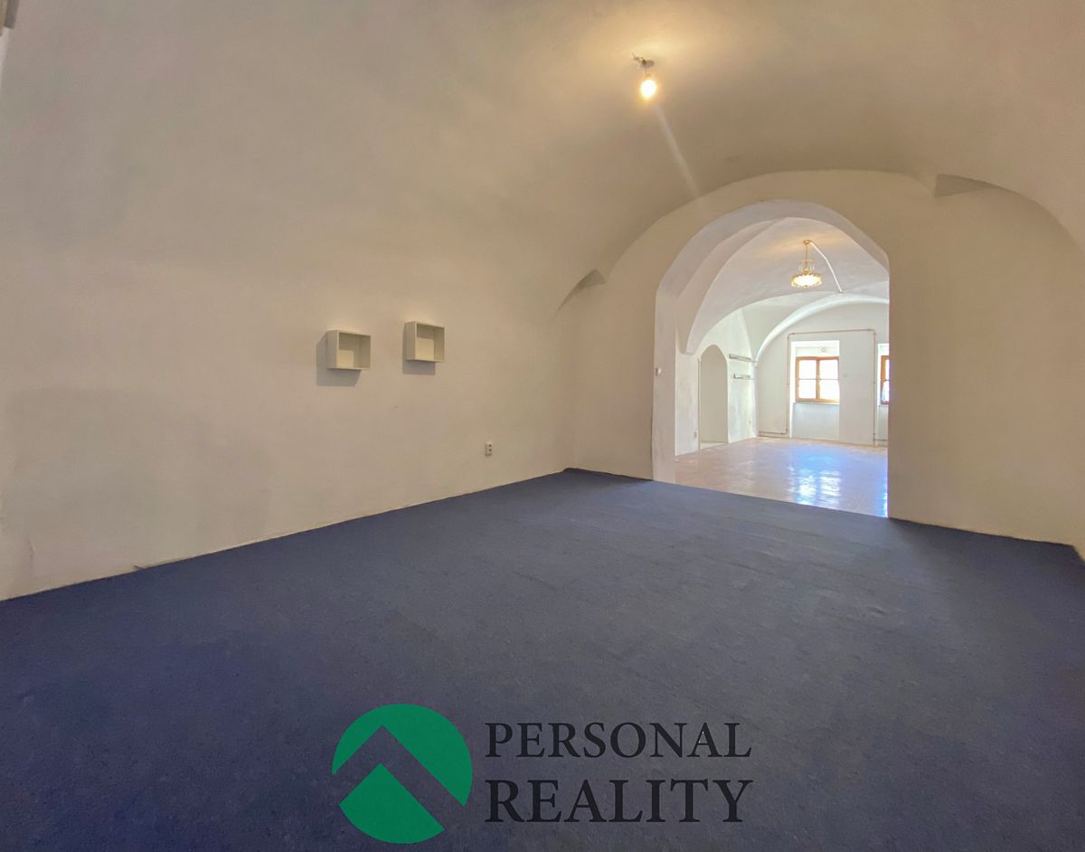 Pronájem bytu 2+1 85 m² – fotografie 4