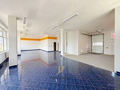 Pronájem obchodního prostoru 144 m²