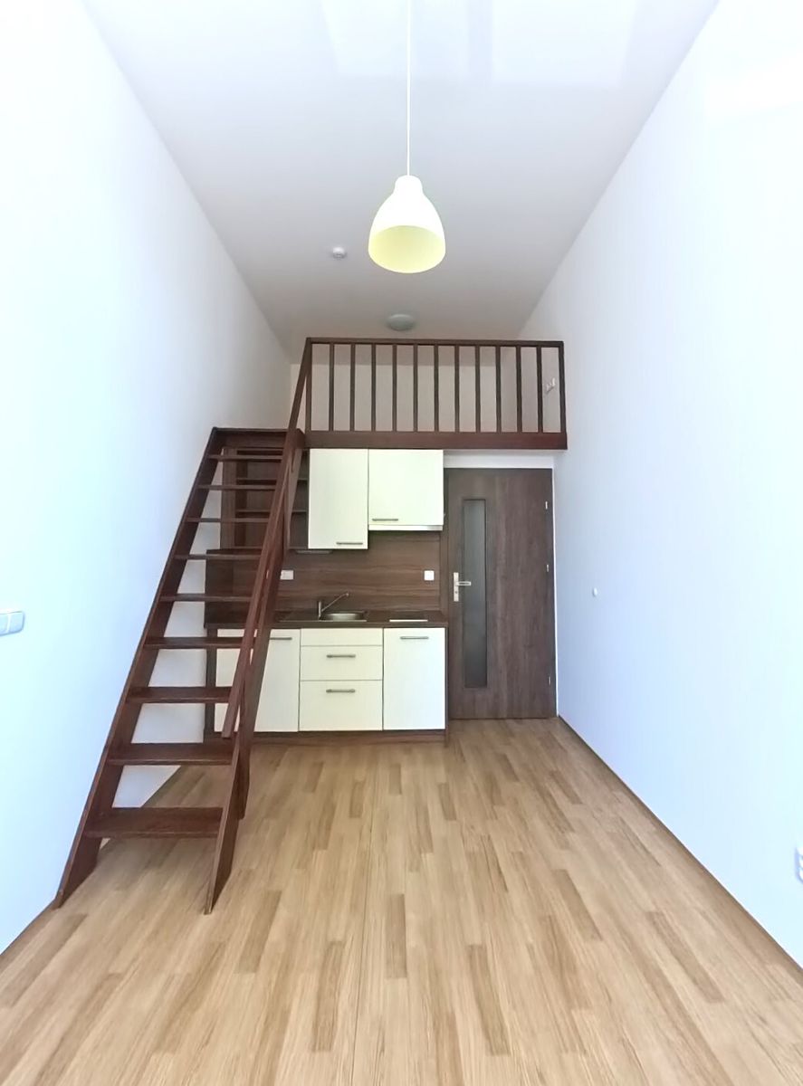 Pronájem bytu 1+kk 26 m²