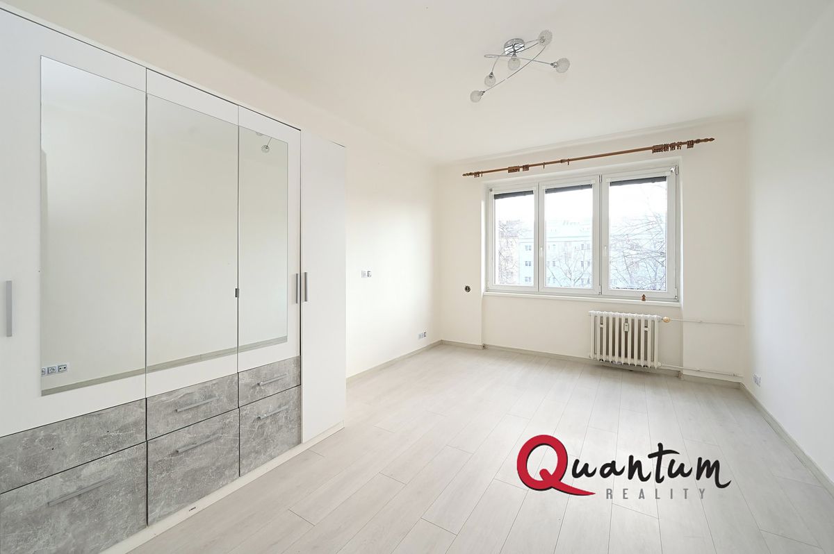 Pronájem bytu 3+1 72 m² – fotografie 3