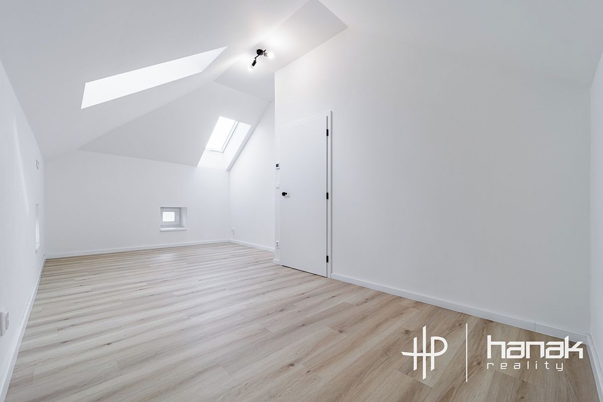 Pronájem bytu 3+kk 85 m² – fotografie 5