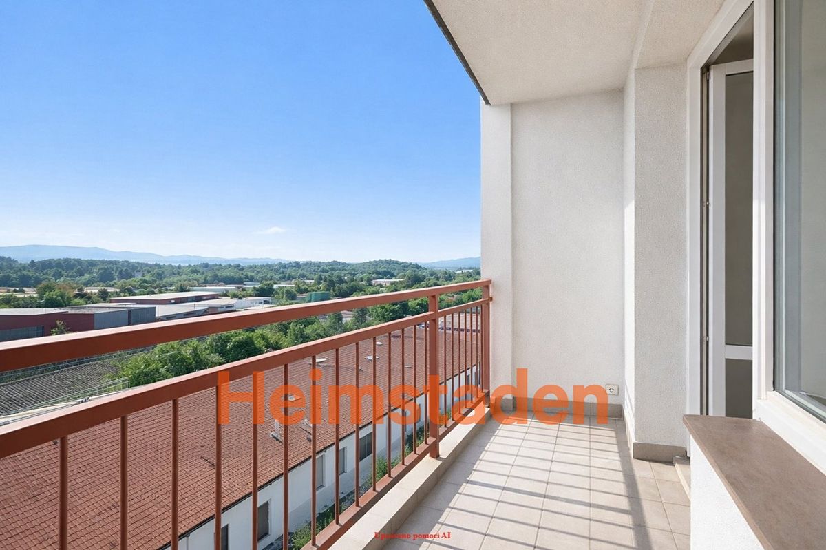 Pronájem bytu 1+kk 29 m² – fotografie 3