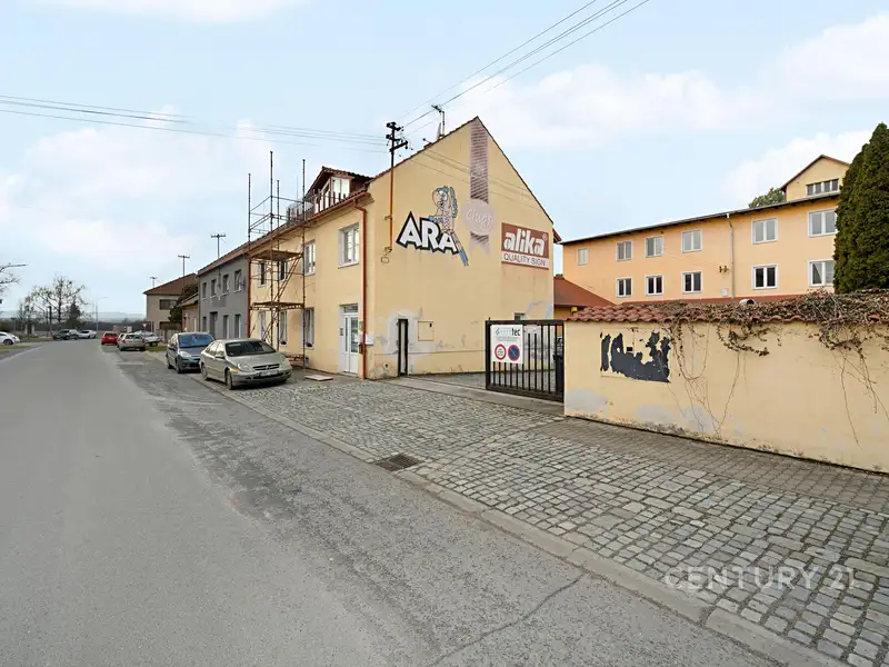 Prodej činžovního domu 300 m², Čelechovice na Hané – náhled fotky 1