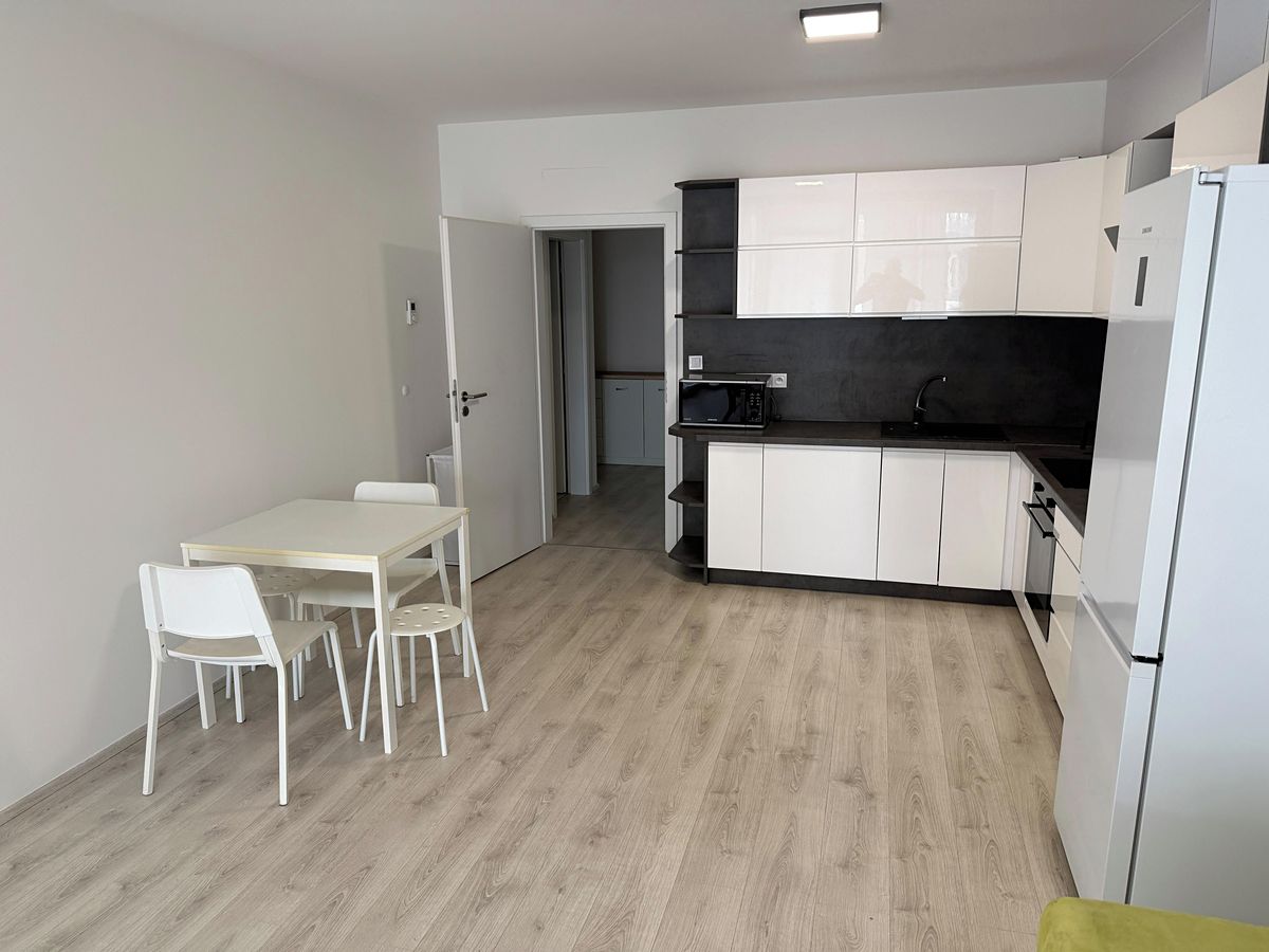 Pronájem bytu 2+kk 60 m²