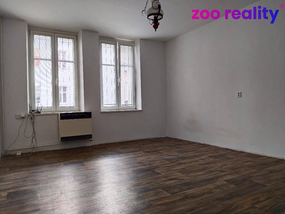 Pronájem bytu 2+kk 46 m² – fotografie 2