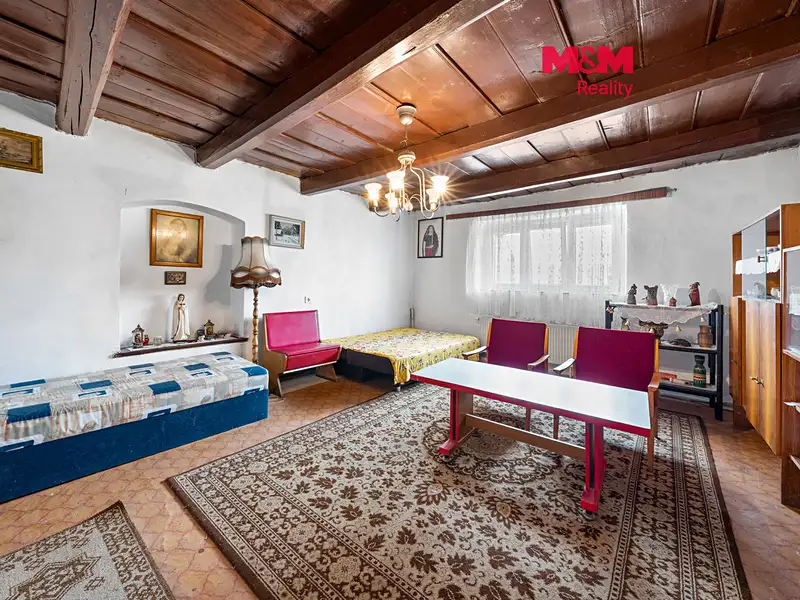 Prodej rodinného domu 248 m², pozemek 2655 m², Strupčice – náhled fotky 1