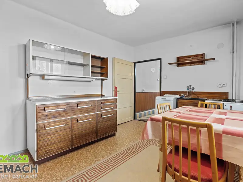 Prodej rodinného domu 259 m², pozemek 1288 m², Topolná – náhled fotky 3