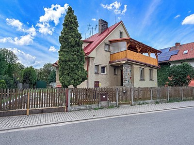 Prodej  rodinného domu 150 m², pozemek 793 m²