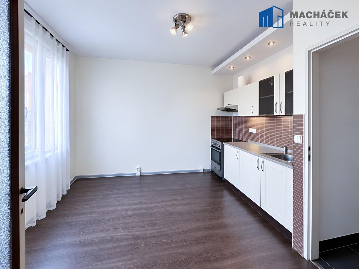 Prodej bytu 1+1 35 m² – fotografie 3