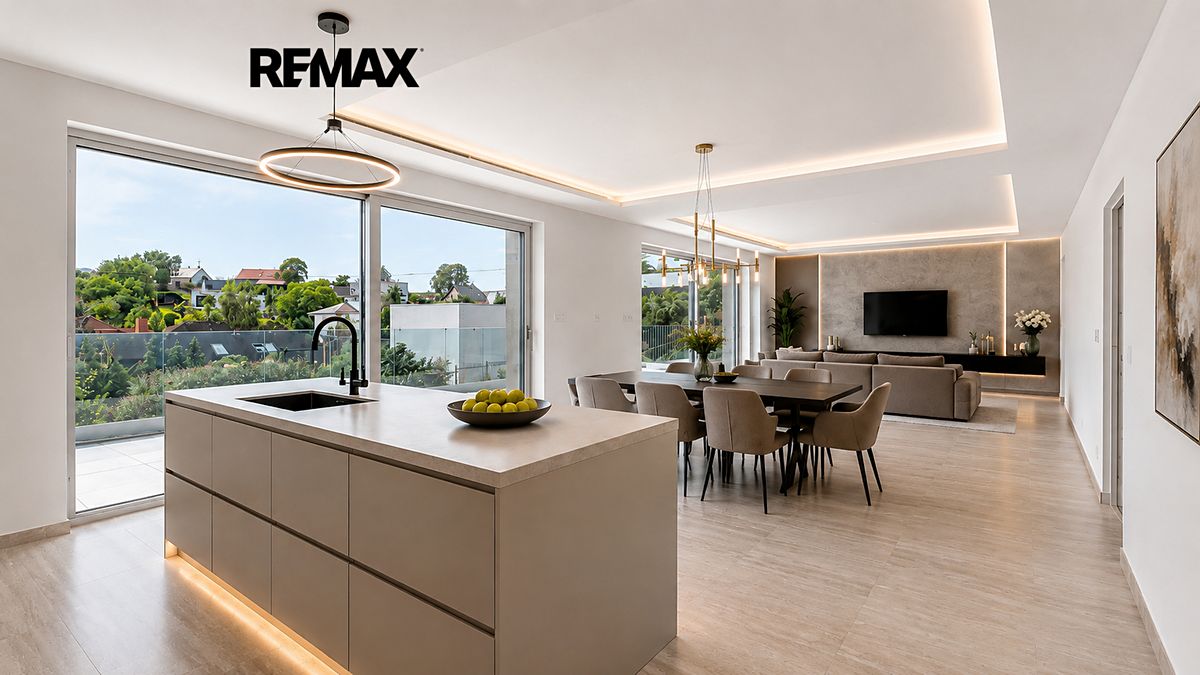 Prodej rodinného domu 358 m², pozemek 732 m² – fotografie 4