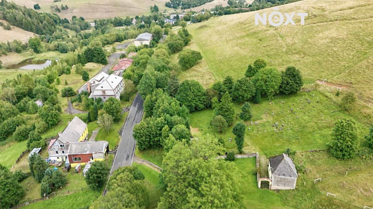 Prodej stavebního pozemku 8922 m², Moldava – fotka 1 z 3