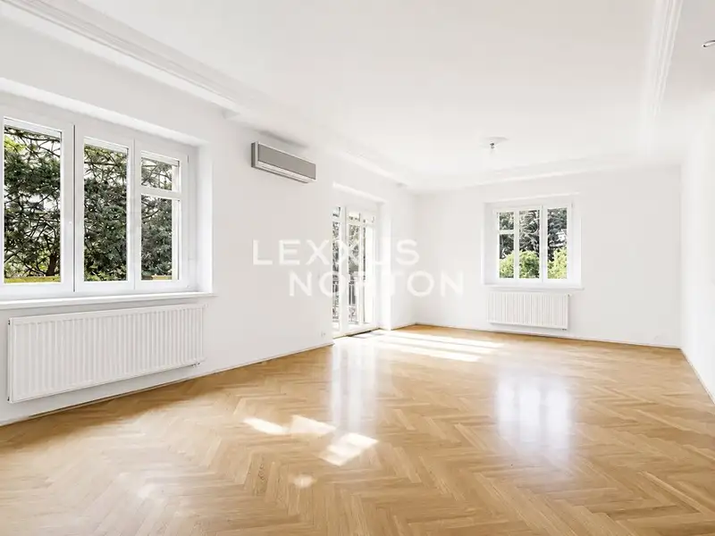 Pronájem vily 413 m², pozemek 688 m²