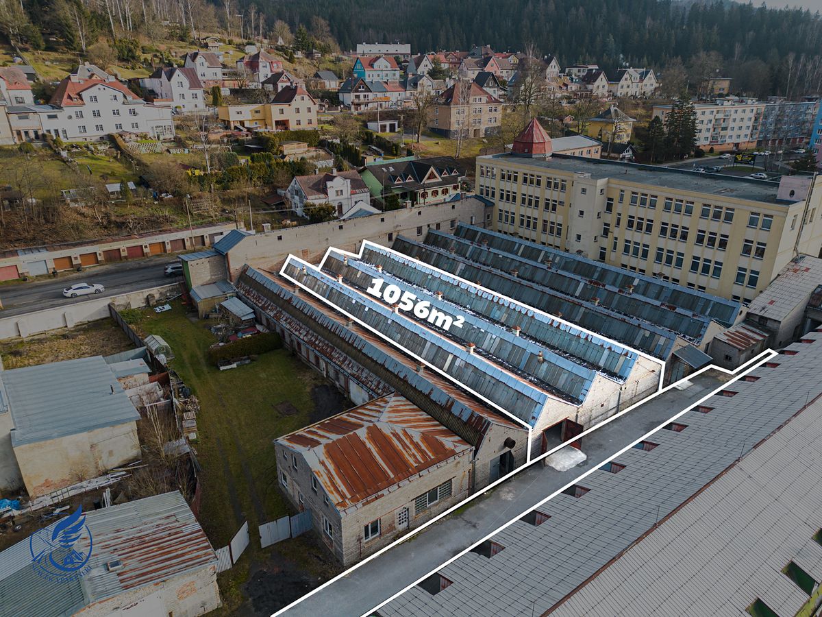 Prodej skladového prostoru 1056 m²
