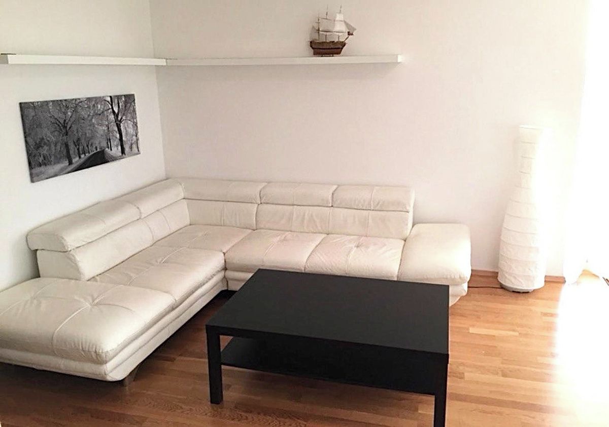 Pronájem bytu 2+kk 73 m² – fotografie 3