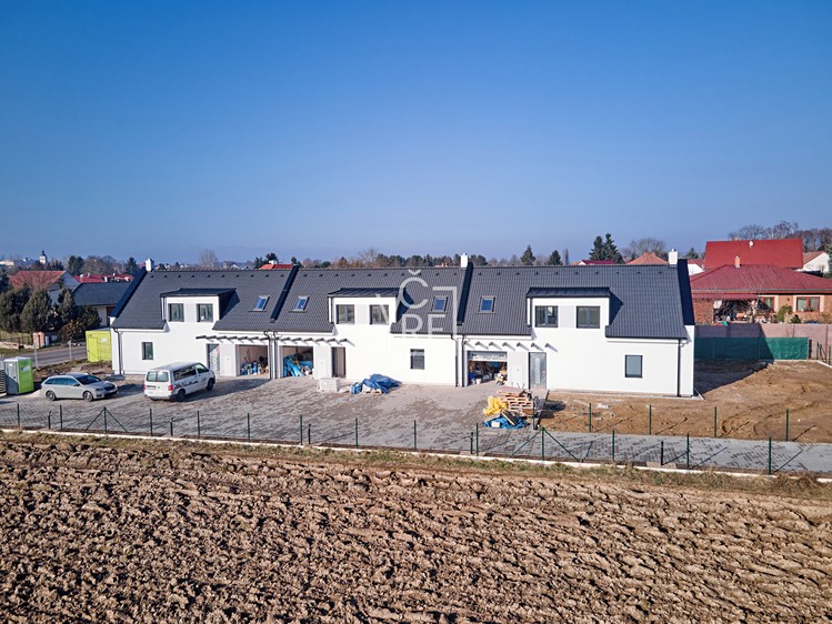 Pronájem domu, 148 m² (37 z 39)