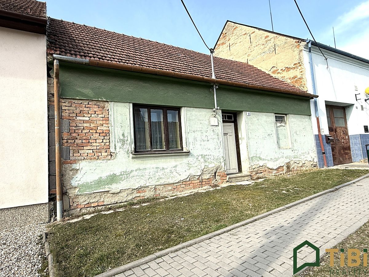 Prodej rodinného domu 100 m², pozemek 1222 m² – fotografie 2