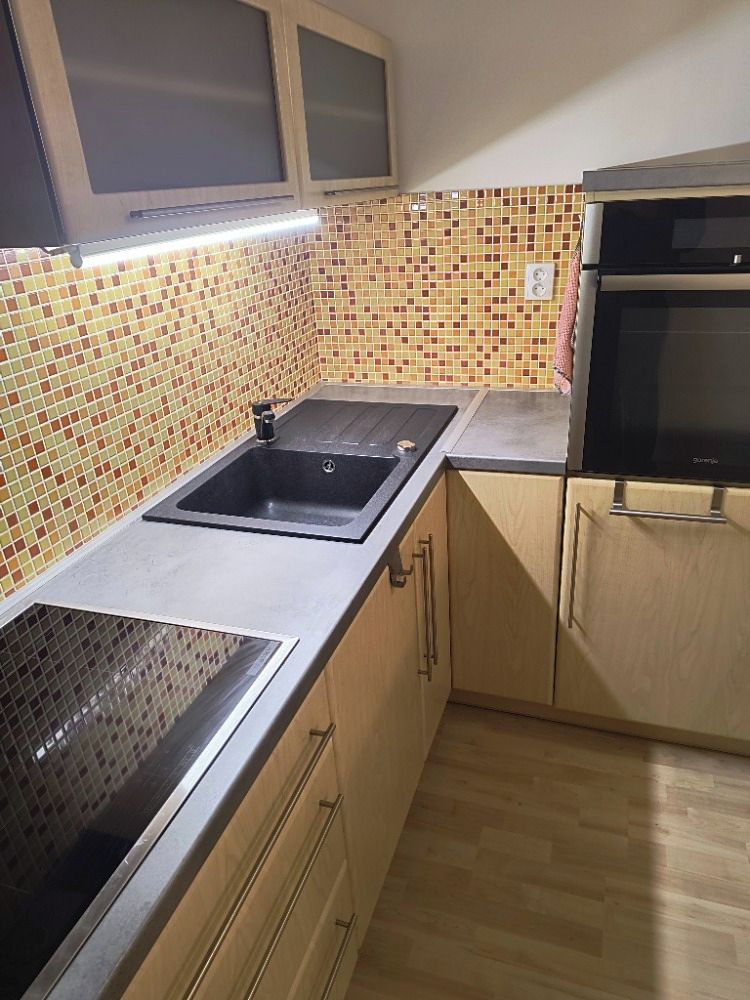 Pronájem bytu 2+kk 49 m² – fotografie 5