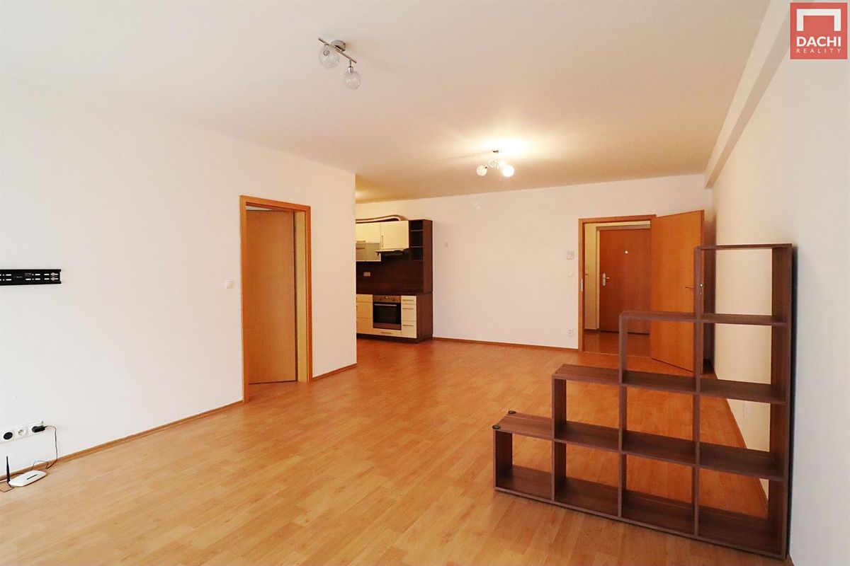 Pronájem bytu 2+kk 82 m² – fotografie 5
