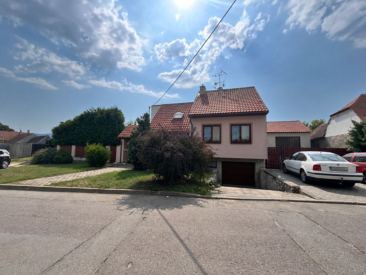 Prodej rodinného domu 158 m², pozemek 514 m²