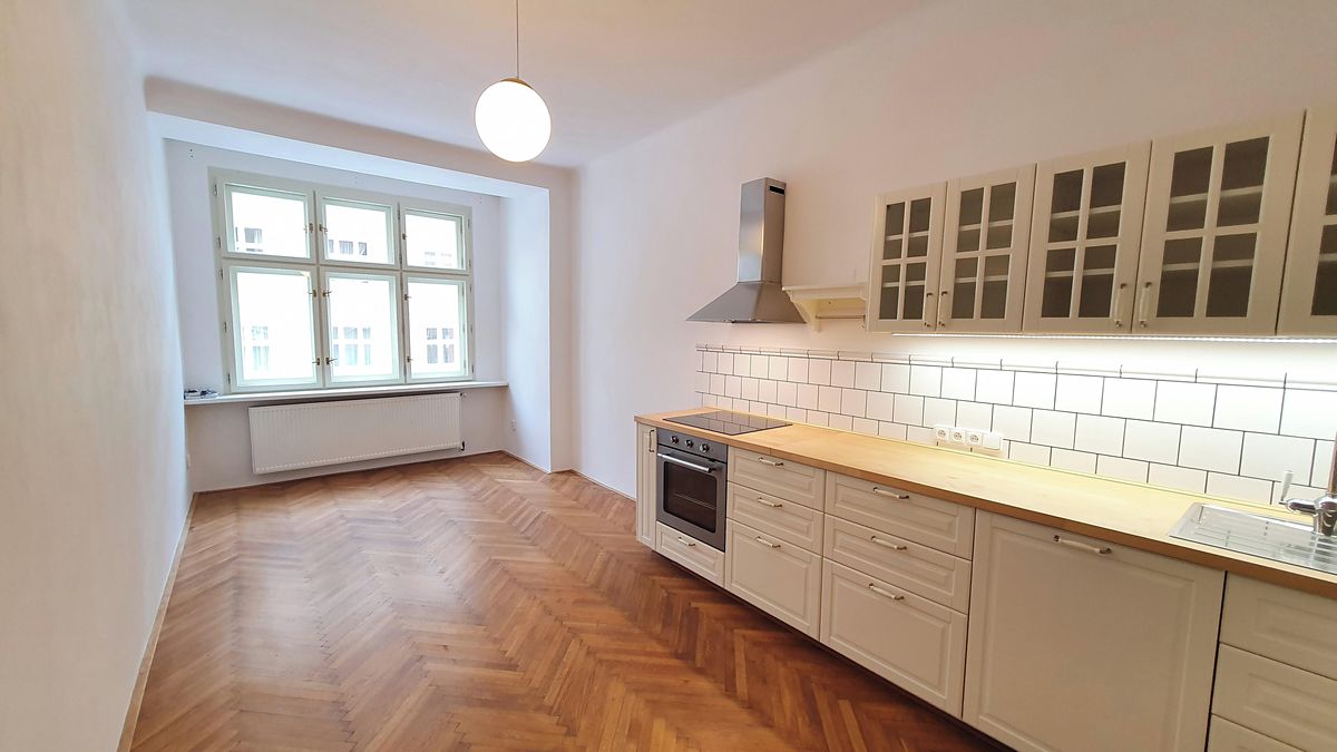 Pronájem bytu 3+1 96 m² – fotografie 2