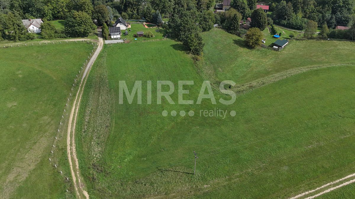 Prodej stavebního pozemku 2511 m² – fotografie 2