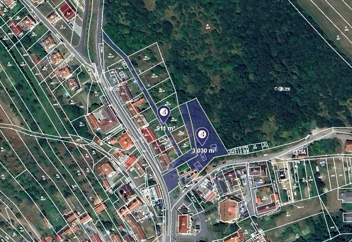 Prodej podílu 1/42 pozemku 94 m²