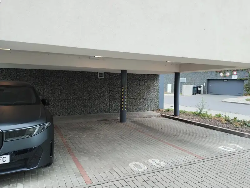 Pronájem garážového stání 12 m², Plzeň – náhled fotky 2