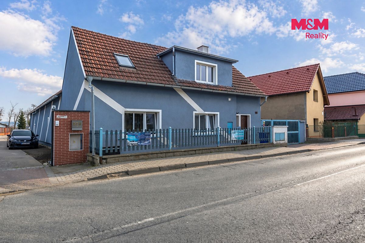 Prodej rodinného domu 180 m², pozemek 554 m² – fotografie 2