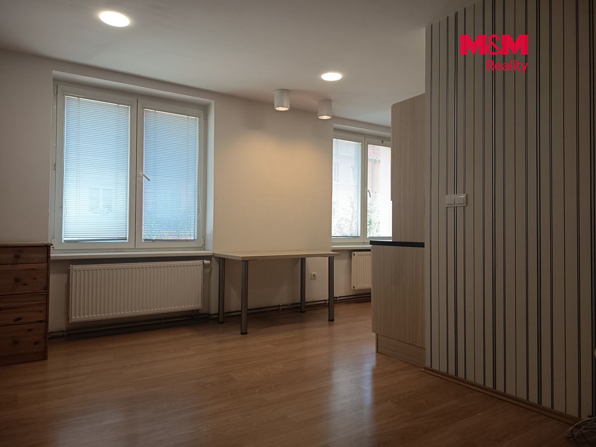 Pronájem bytu 3+kk 69 m² – fotografie 3