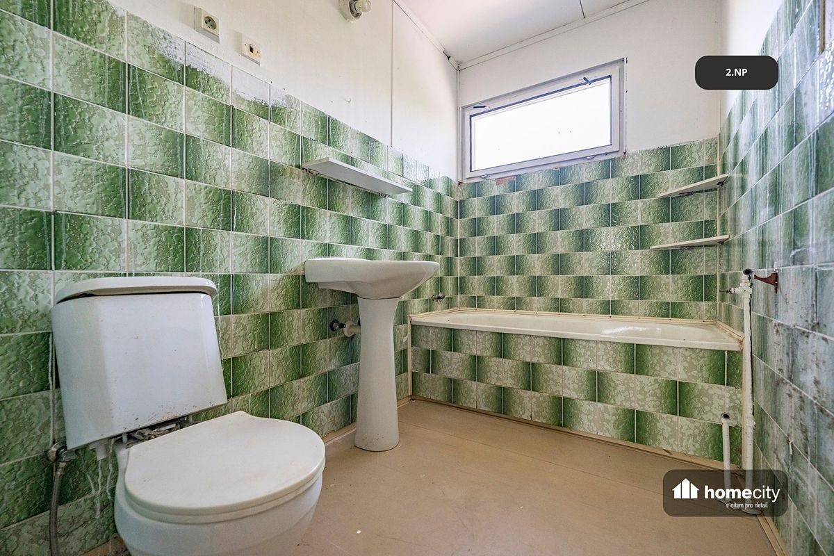 Prodej rodinného domu 181 m², pozemek 217 m² – fotografie 3