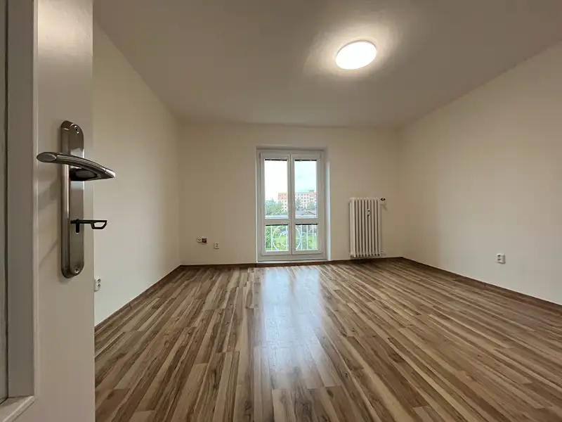 Pronájem bytu 2+1 61 m², Třinec – náhled fotky 3