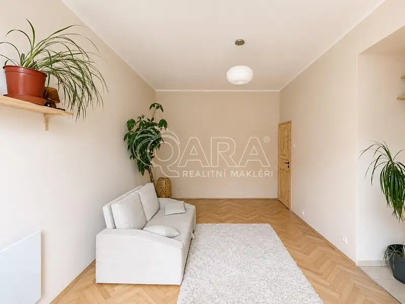Pronájem kanceláře 35 m², Praha – náhled fotky 1