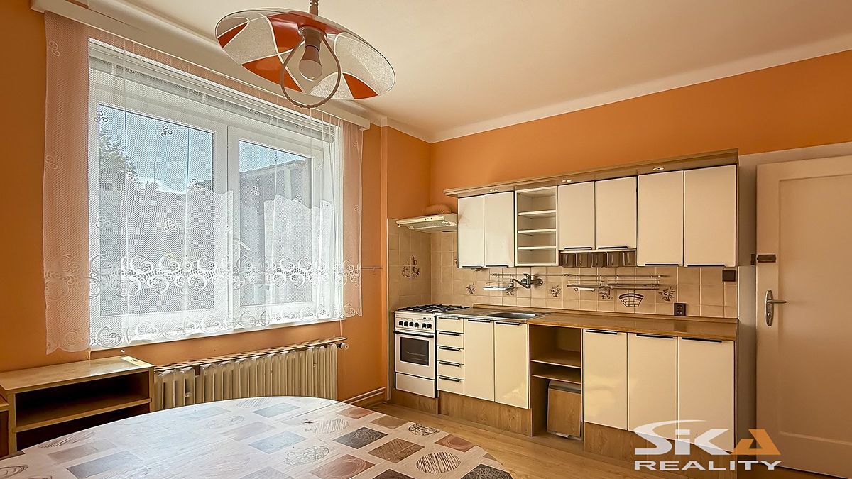 Prodej rodinného domu 110 m², pozemek 141 m² – fotografie 3