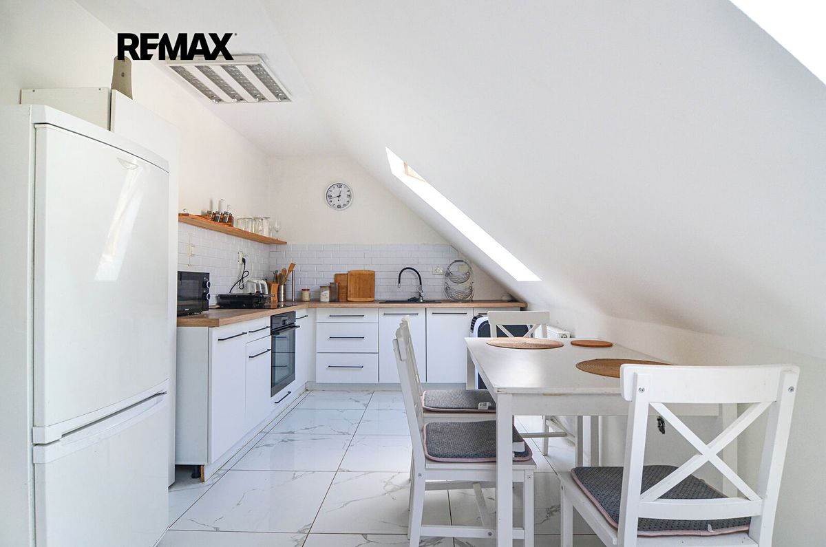 Prodej rodinného domu 130 m², pozemek 754 m² – fotografie 3