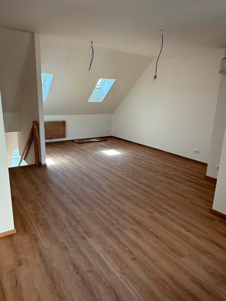 Pronájem bytu 4+kk 123 m² – fotografie 3