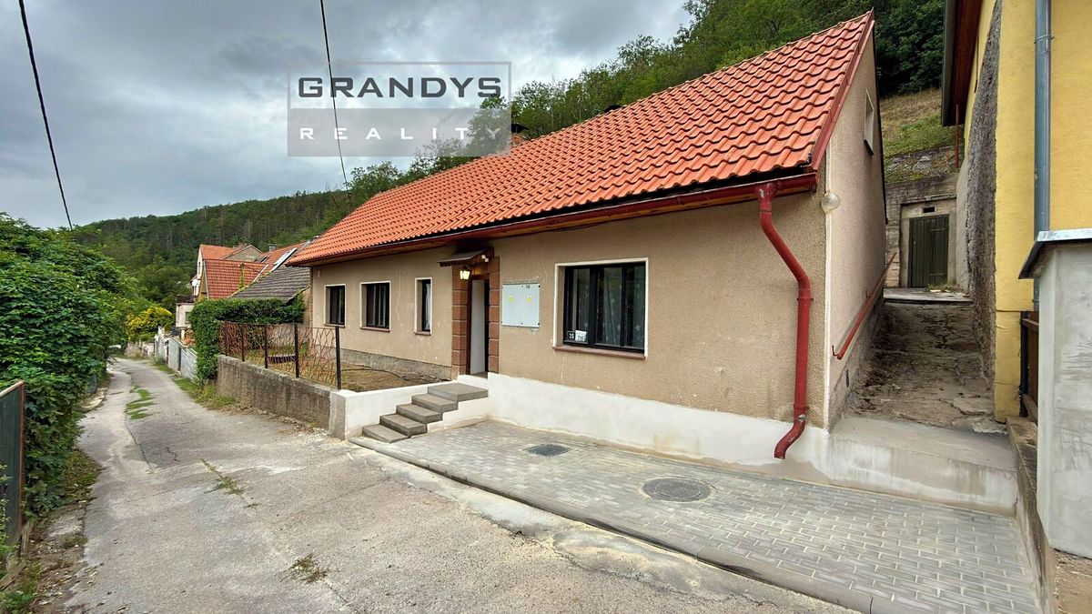 Prodej rodinného domu 68 m², pozemek 504 m²