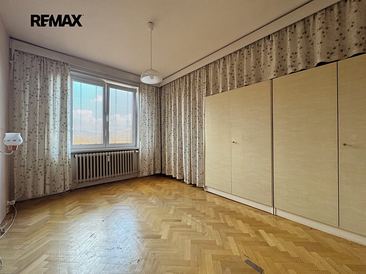 Prodej bytu 3+1, 74 m² (2 z 18)