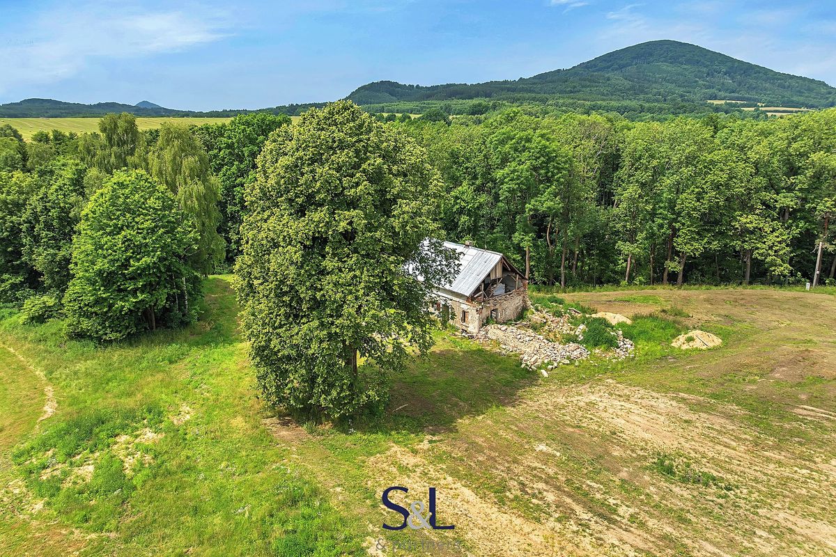Prodej stavebního pozemku 5464 m²