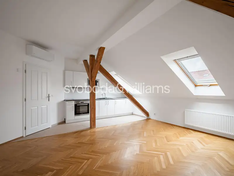Prodej bytu 2+kk 45 m², Praha – náhled fotky 1