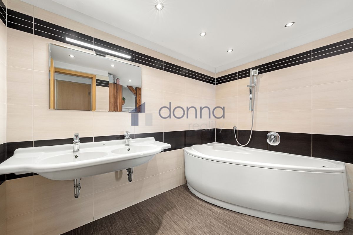 Prodej bytu 4+kk 145 m² – fotografie 5