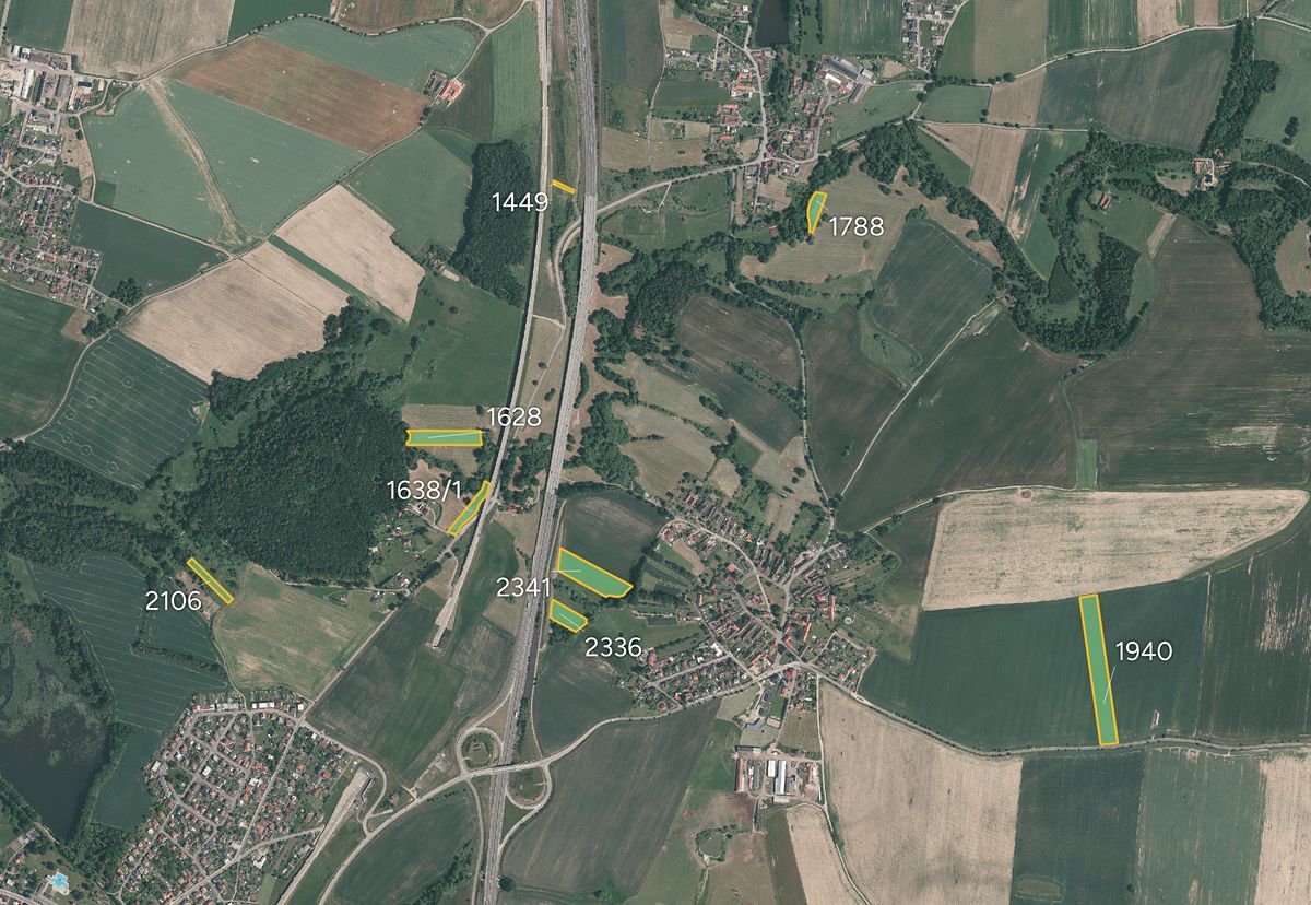 Prodej pole 43682 m², Zvěrotice – fotka 1 z 3