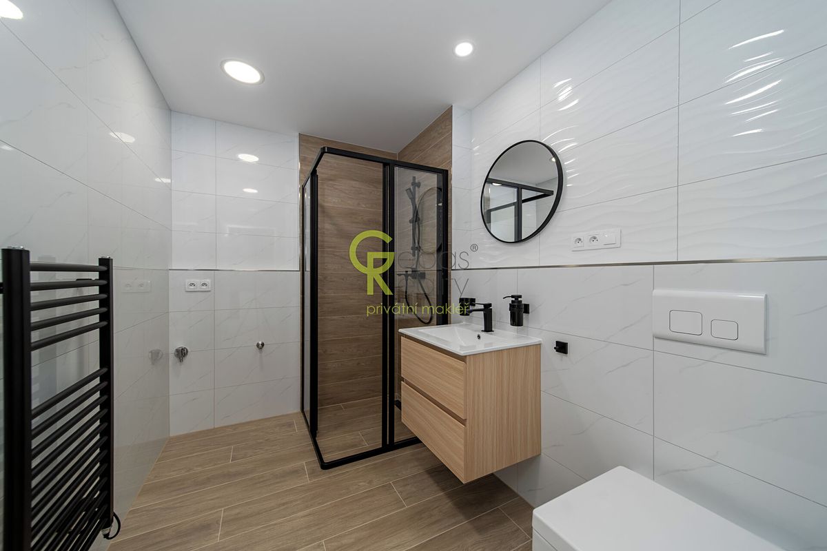 Pronájem bytu 1+kk 40 m²