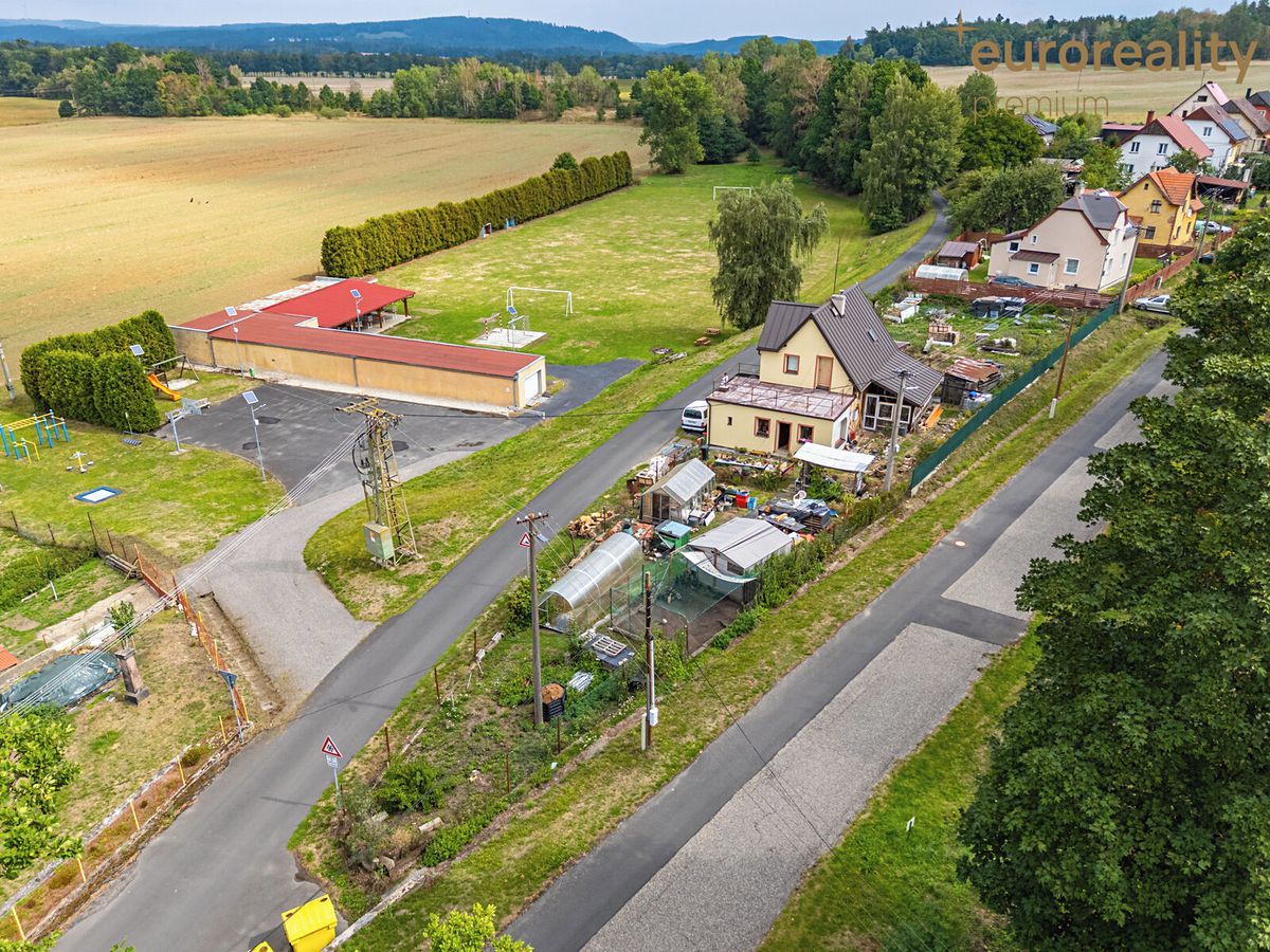 Prodej rodinného domu 109 m², pozemek 976 m² – fotografie 5