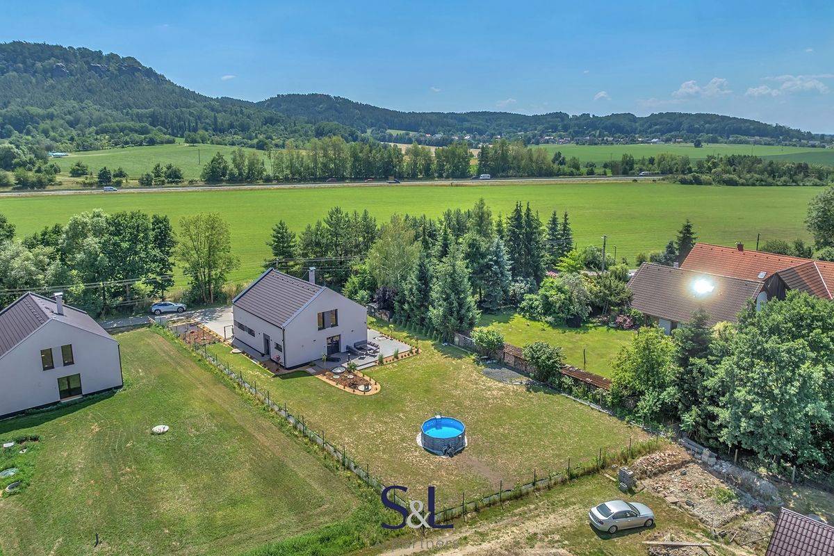 Prodej rodinného domu 106 m², pozemek 1254 m² – fotografie 3