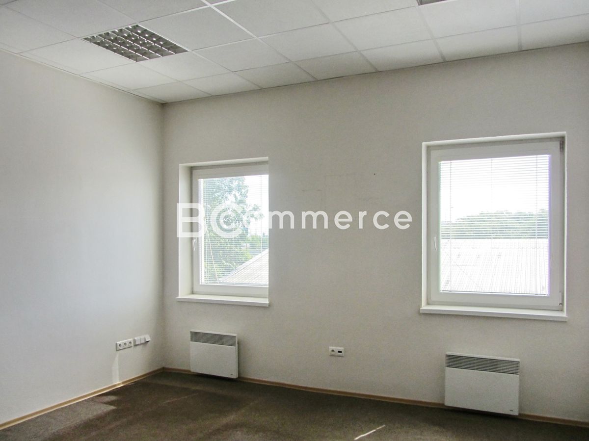 Pronájem kanceláře 30 m² – fotografie 2
