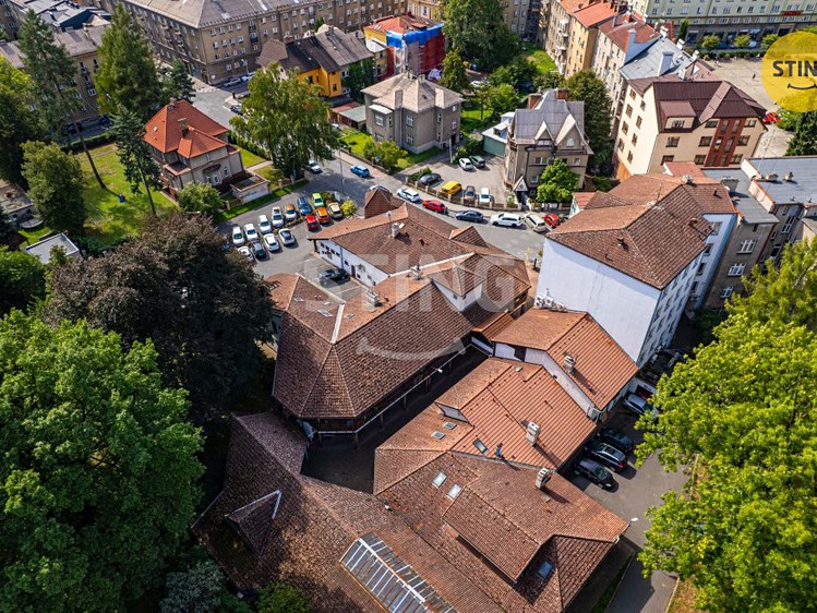Prodej komerčního prostoru, 1 400 m² (4 z 44)