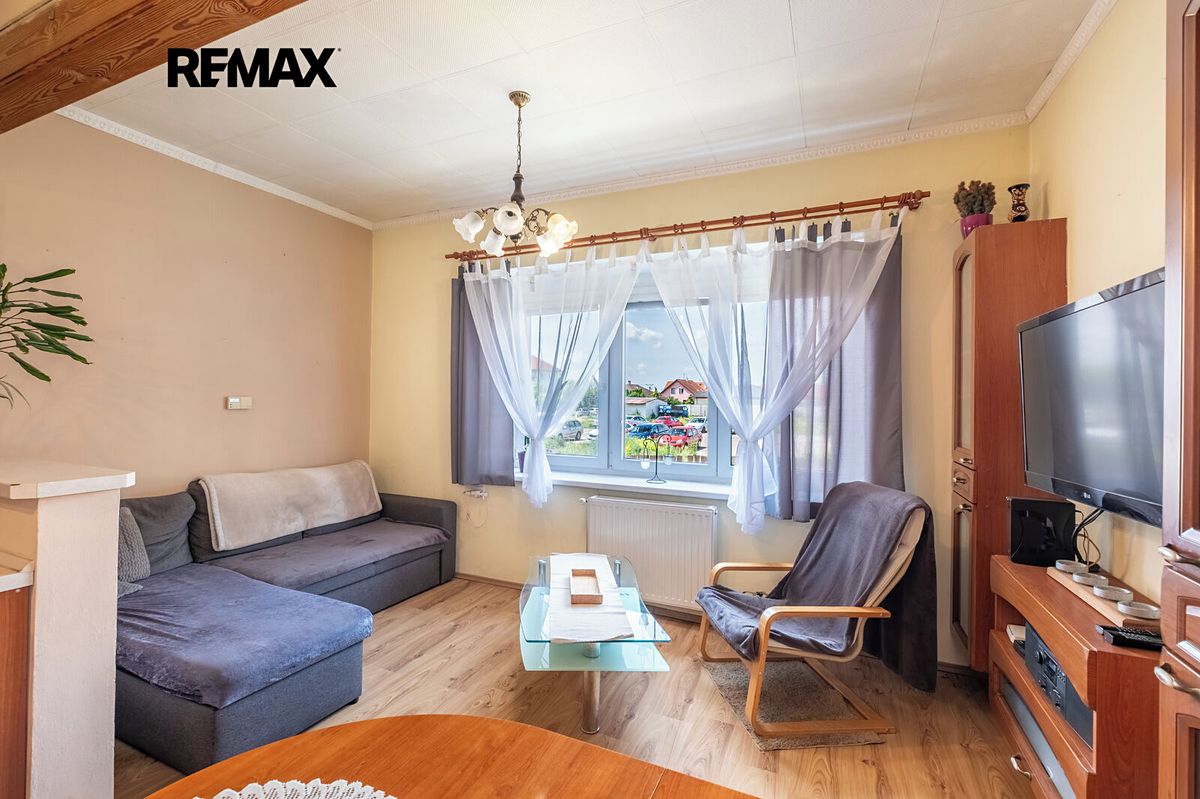 Prodej rodinného domu 100 m², pozemek 620 m² – fotografie 3