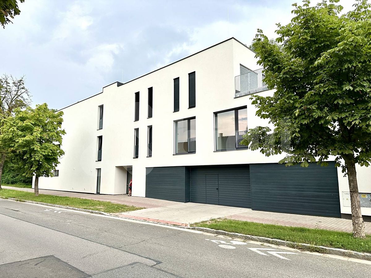 Pronájem bytu 2+kk 47 m²